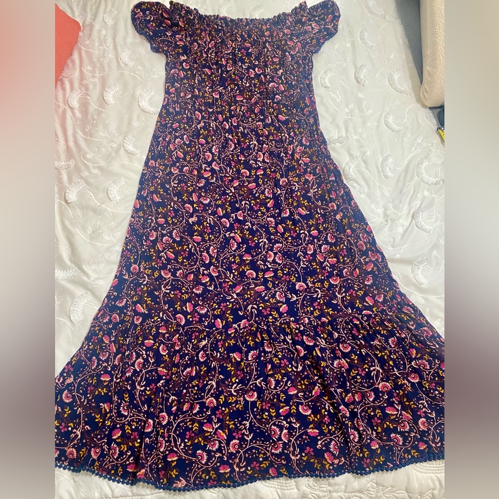 EUC Old Navy Floral Maxi dress